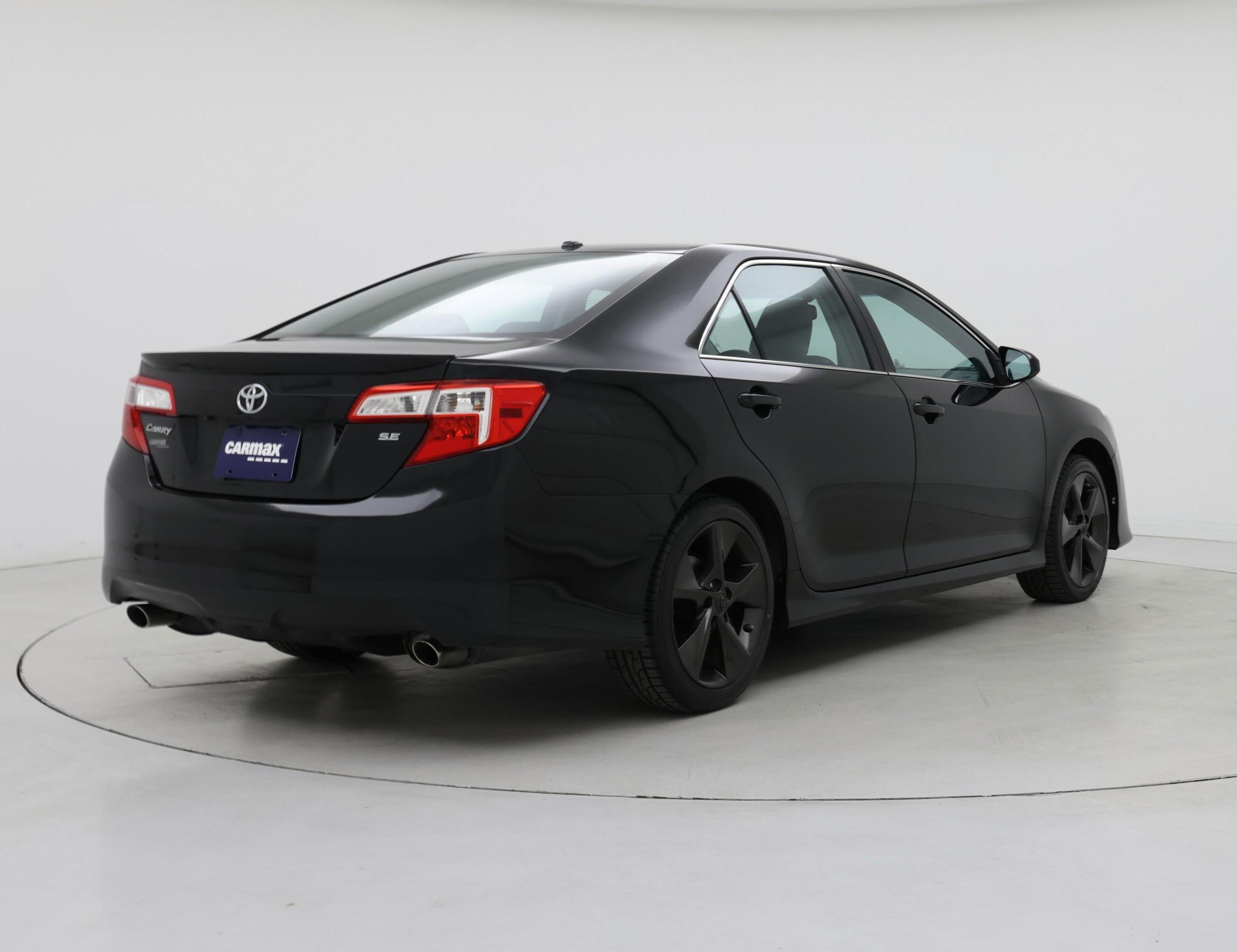 Thumbnail: 2013 Toyota Camry - 8