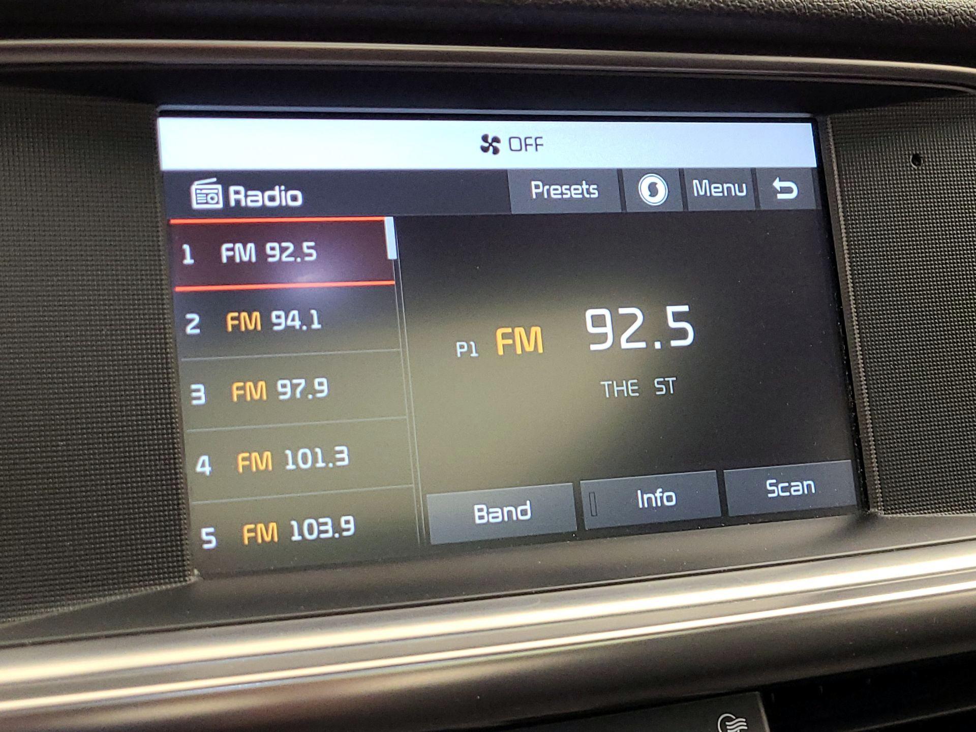 Thumbnail: 2018 Kia Optima - 15