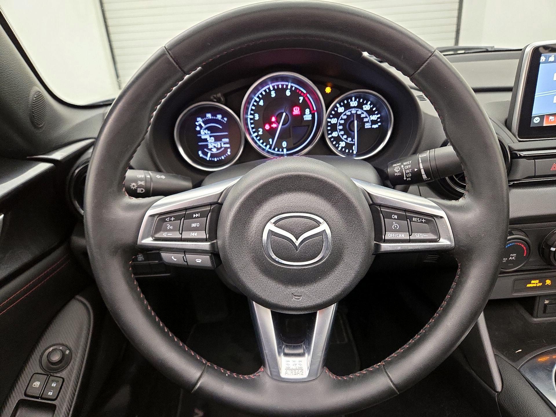 Thumbnail: 2016 Mazda MX-5 Miata - 11