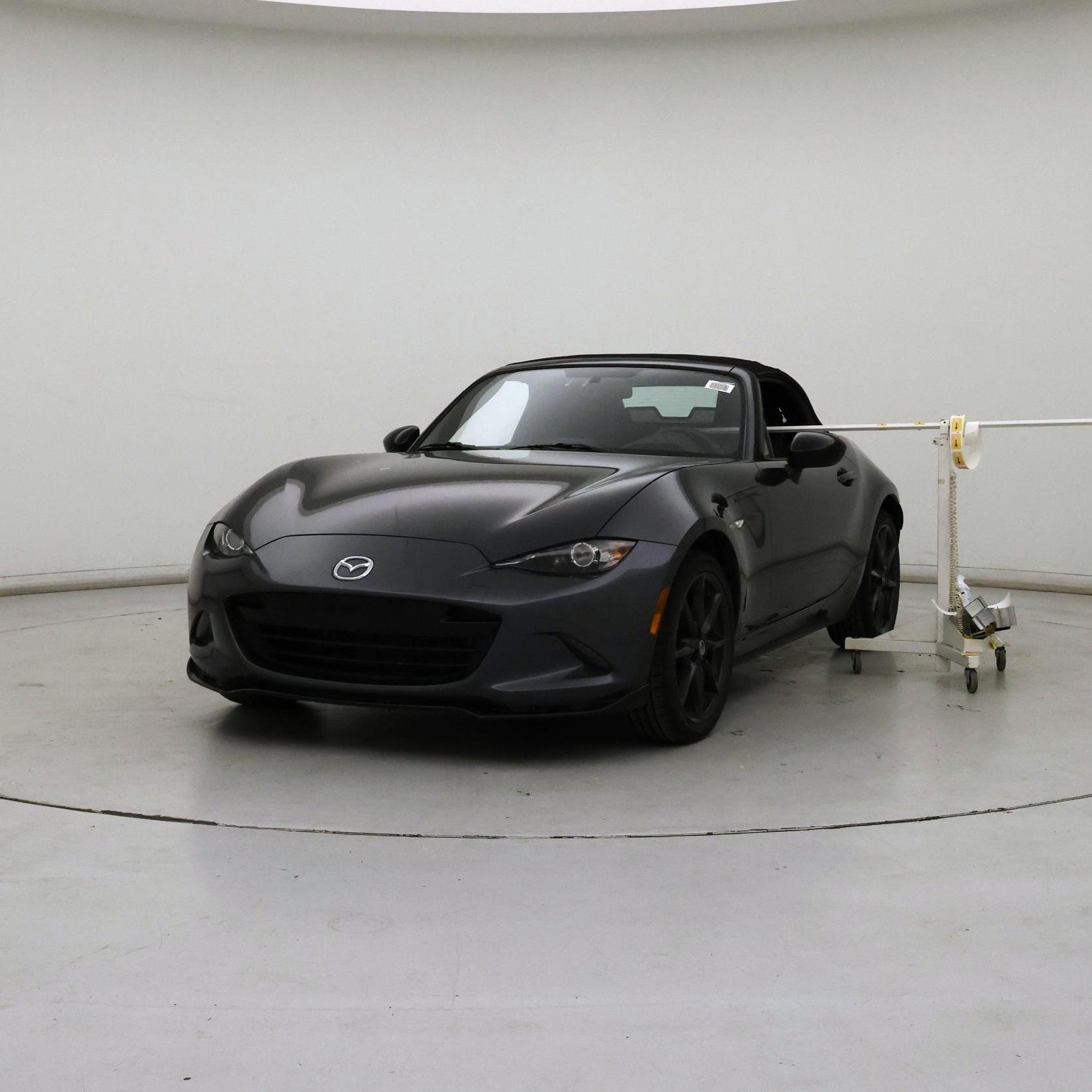 Thumbnail: 2016 Mazda MX-5 Miata - 4