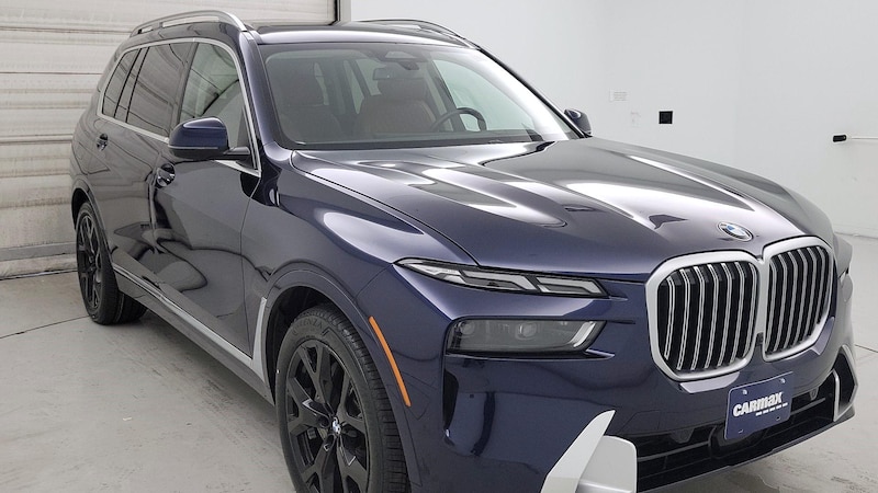 2023 BMW X7 xDrive40i Hero Image