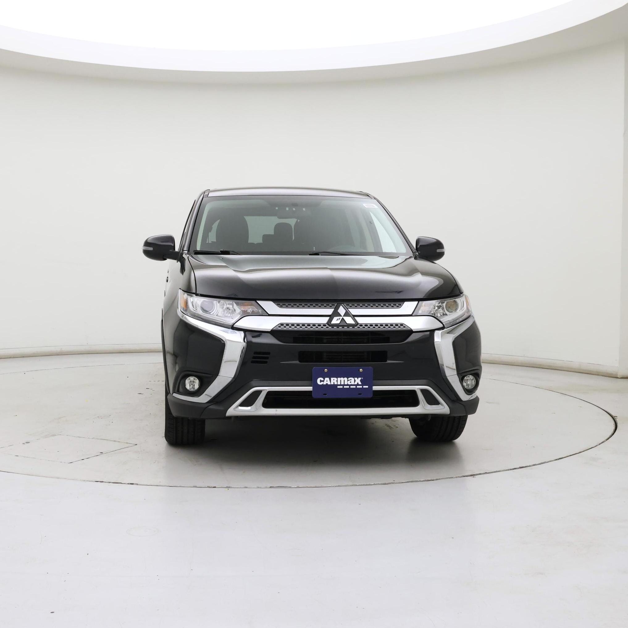 Thumbnail: 2019 Mitsubishi Outlander - 5