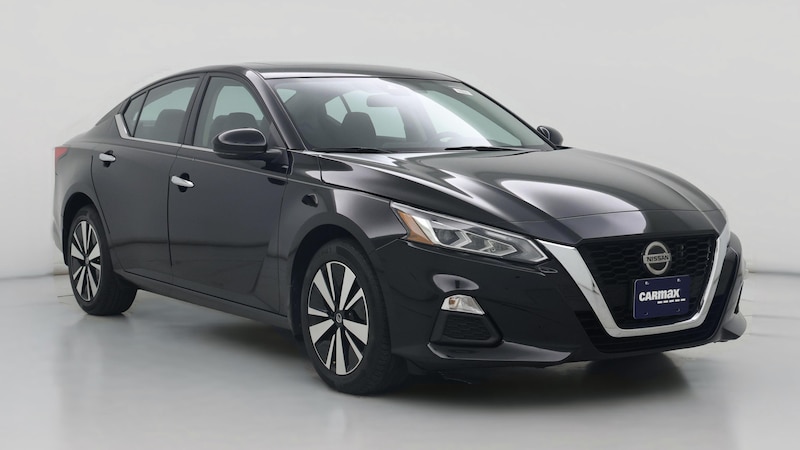 2021 Nissan Altima SV Hero Image