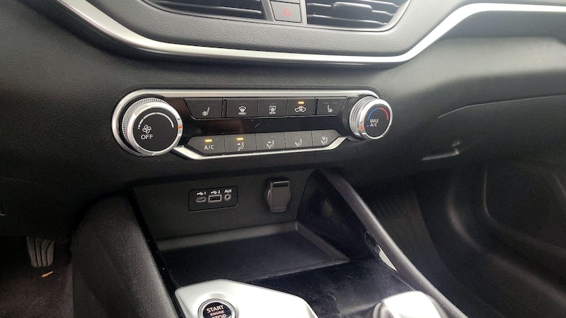 2021 Nissan Altima SV 16