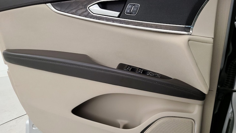 2017 Lincoln MKX Reserve 12