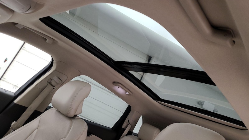 2017 Lincoln MKX Reserve 19