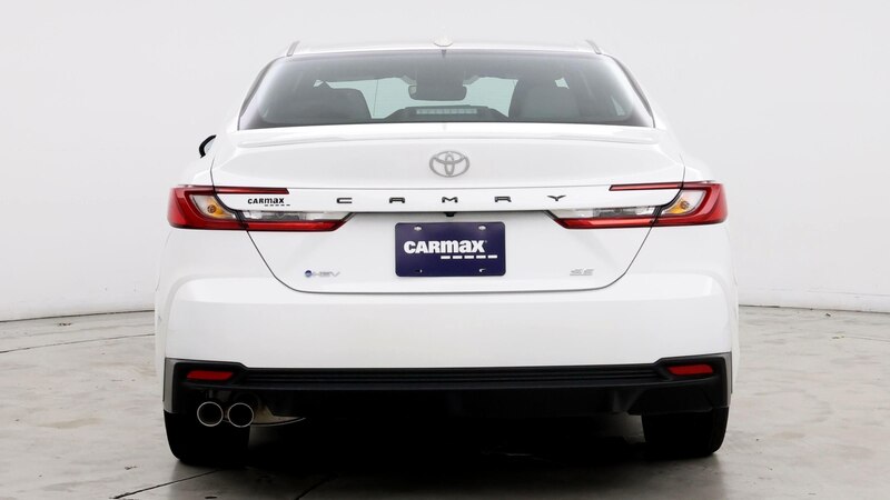 2025 Toyota Camry SE 6