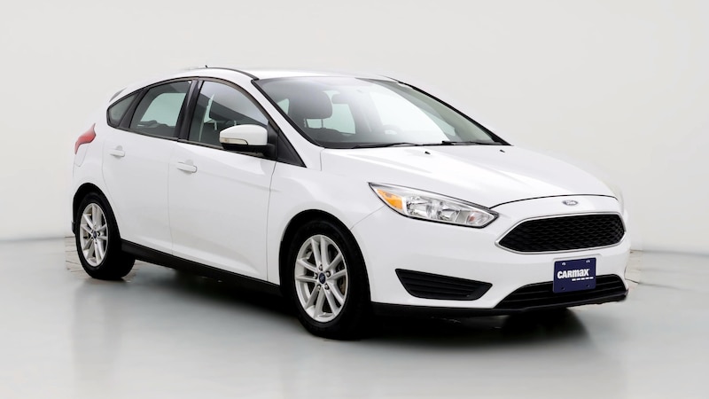 2015 Ford Focus SE Hero Image