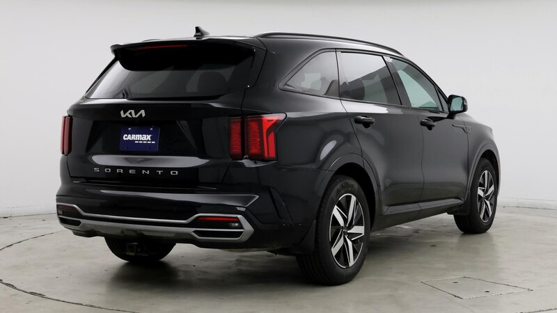 2022 Kia Sorento S 8