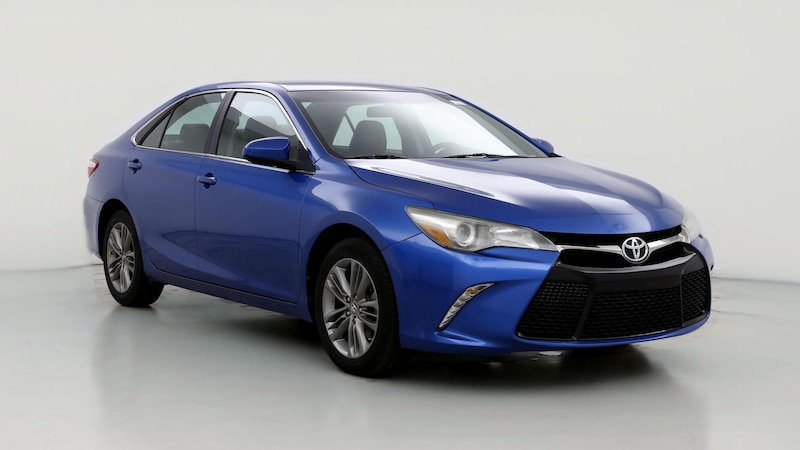 2017 Toyota Camry SE Hero Image