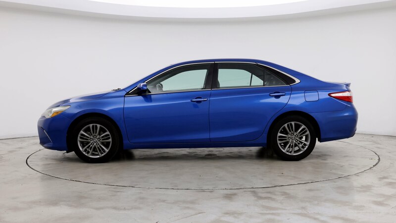 2017 Toyota Camry SE 3