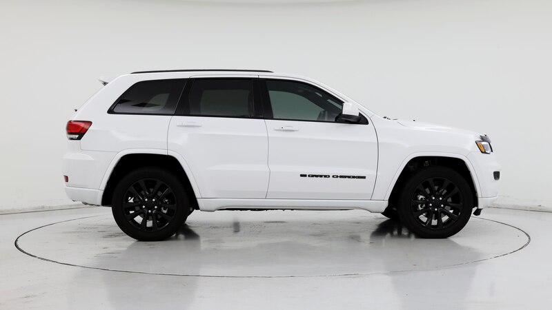 2022 Jeep Grand Cherokee Laredo 7