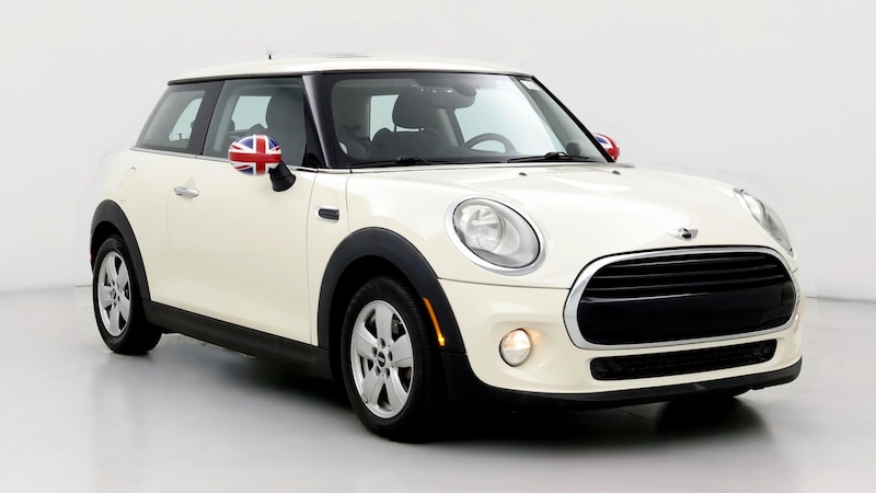 2016 MINI Cooper Hardtop  Hero Image