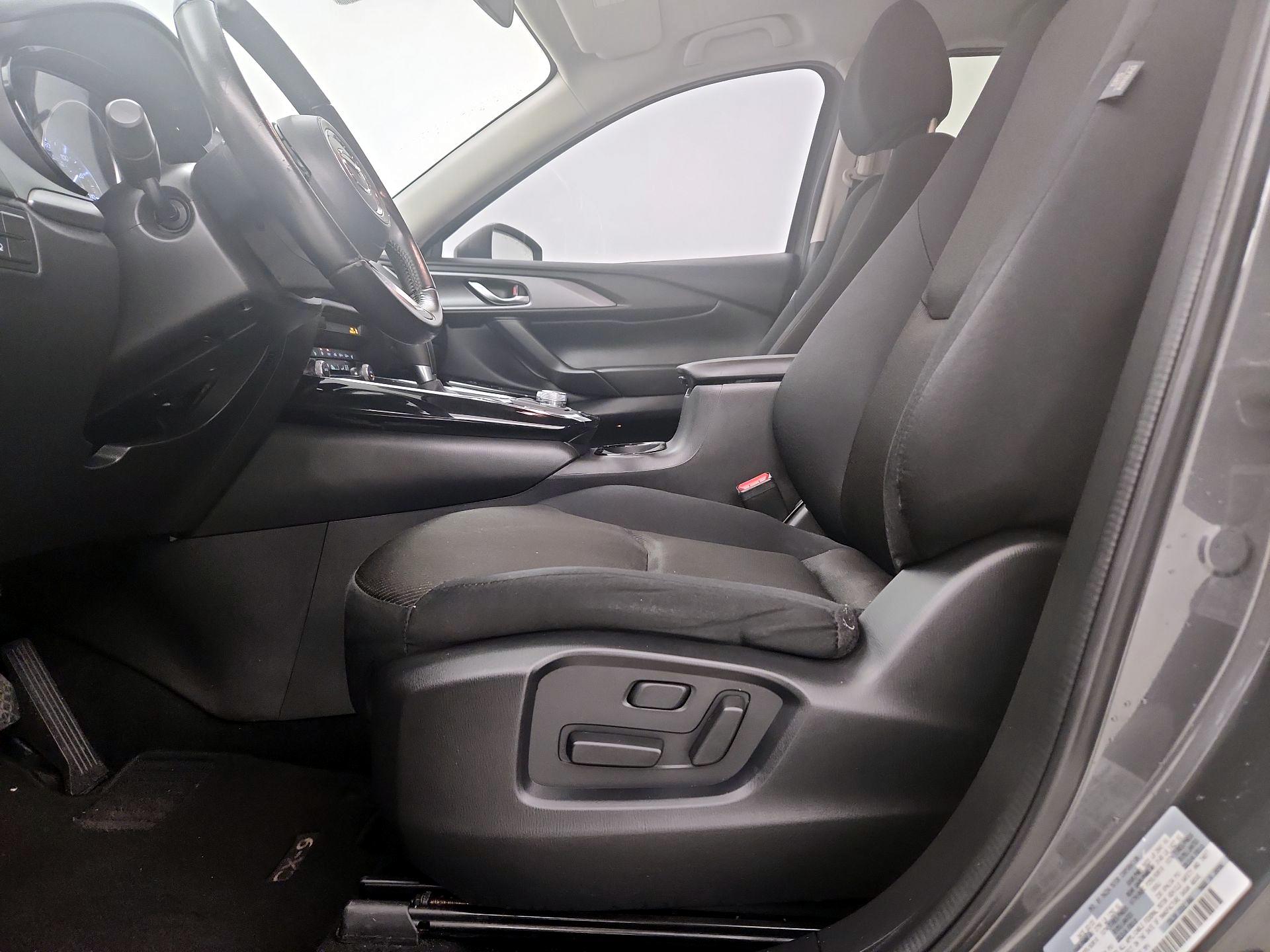 Thumbnail: 2022 Mazda CX-9 - 11