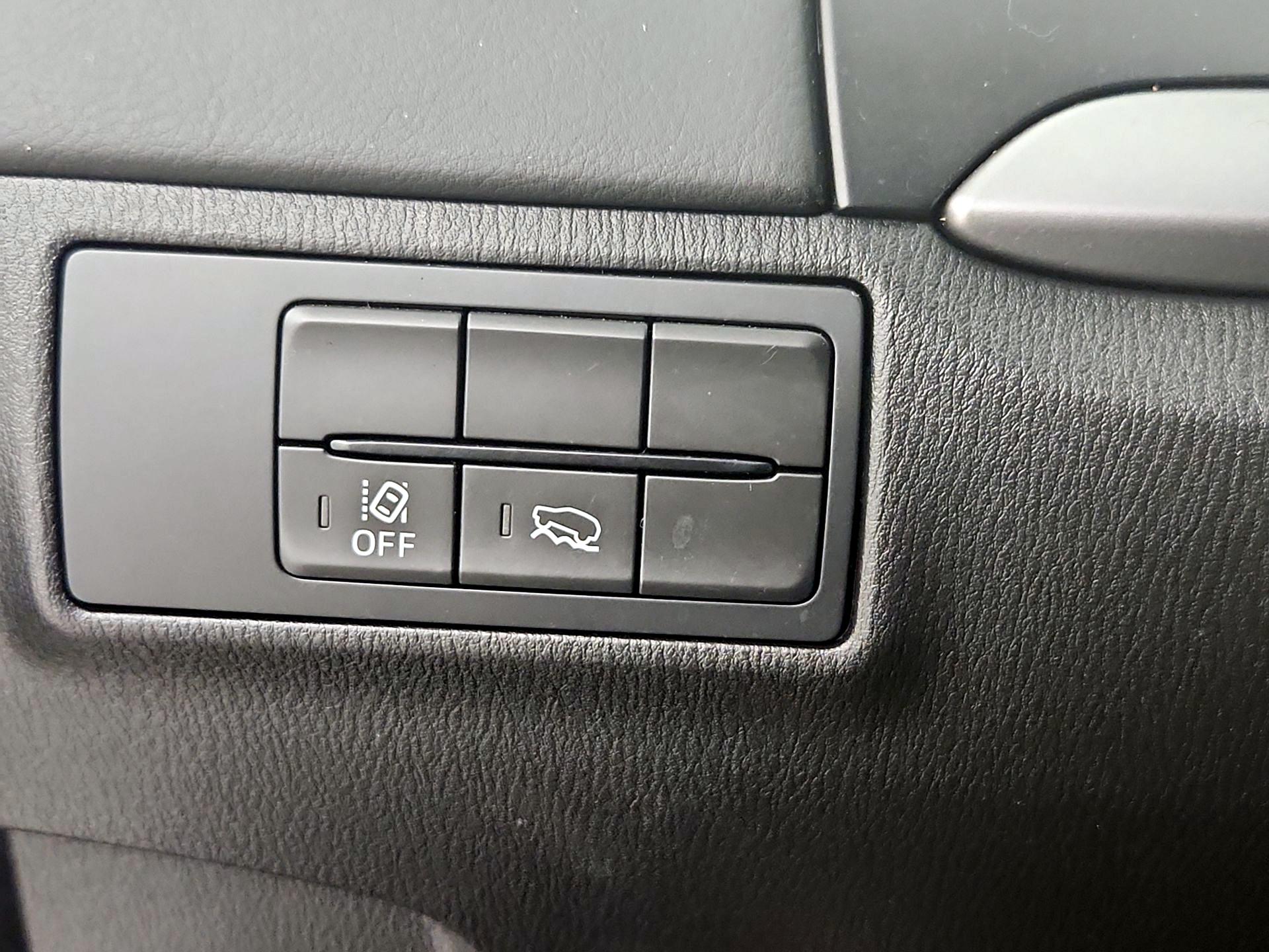 Thumbnail: 2022 Mazda CX-9 - 13