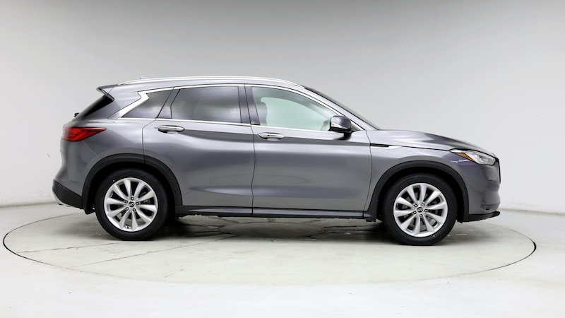 2019 INFINITI QX50 Essential 7