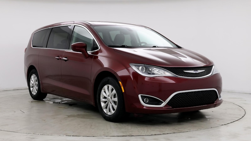 2019 Chrysler Pacifica Touring Plus Hero Image