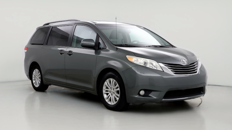 2014 Toyota Sienna XLE Hero Image