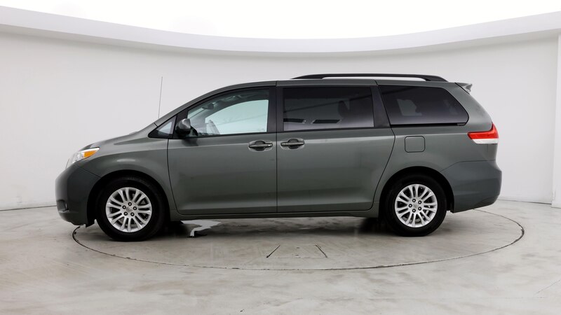 2014 Toyota Sienna XLE 3