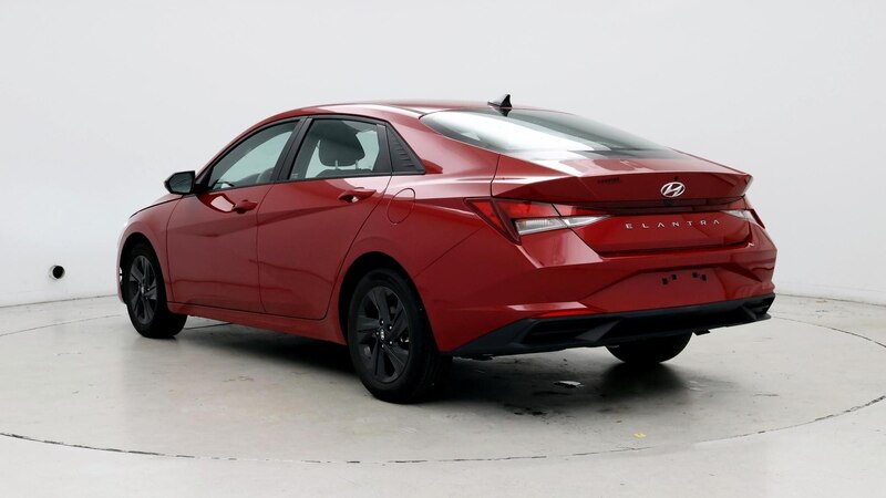 2022 Hyundai Elantra SEL 2