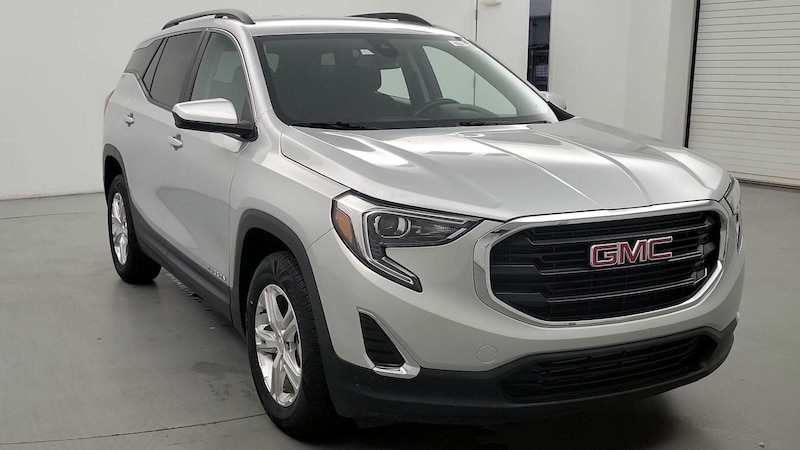 2021 GMC Terrain SLE Hero Image