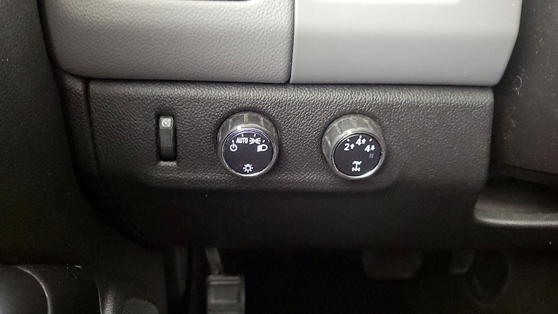 2016 Chevrolet Colorado Work Truck 13