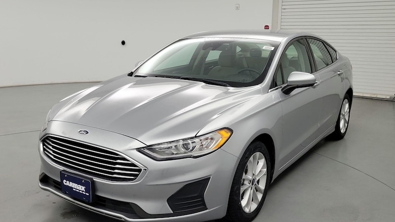 2020 Ford Fusion SE 3