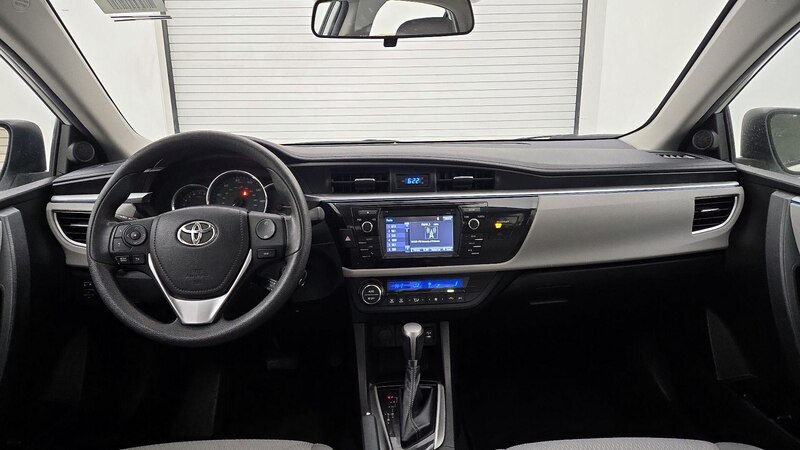 2014 Toyota Corolla LE Eco 9