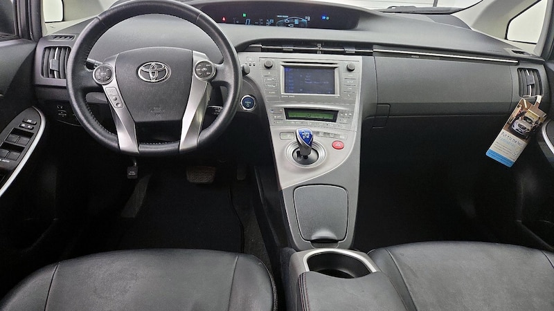 2013 Toyota Prius Persona Series 9