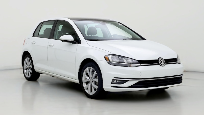 2019 Volkswagen Golf SE Hero Image