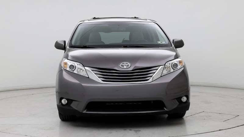 2015 Toyota Sienna XLE 5