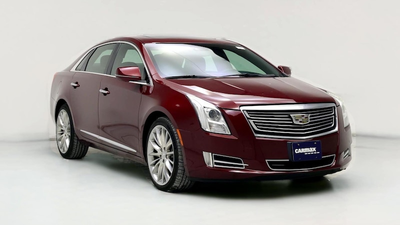 2016 Cadillac XTS Platinum Hero Image