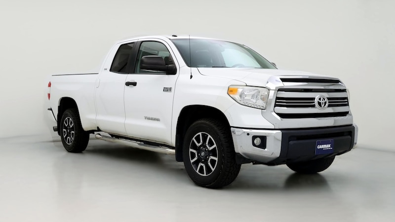 2017 Toyota Tundra SR5 Hero Image