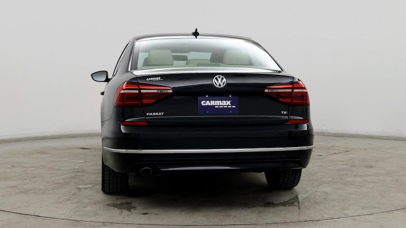 2018 Volkswagen Passat R-Line 6