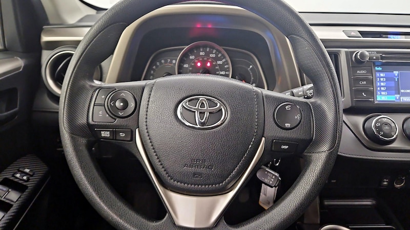 2015 Toyota RAV4 LE 10