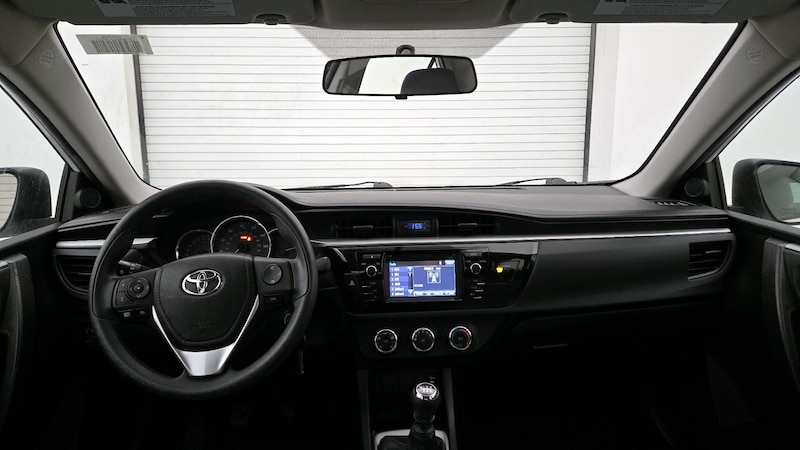 2016 Toyota Corolla L 9