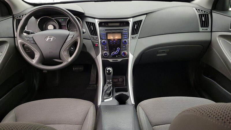 2013 Hyundai Sonata GLS 9