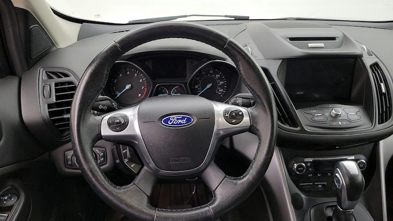 2016 Ford Escape SE 10