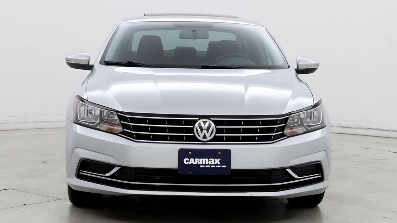 2016 Volkswagen Passat SE 5