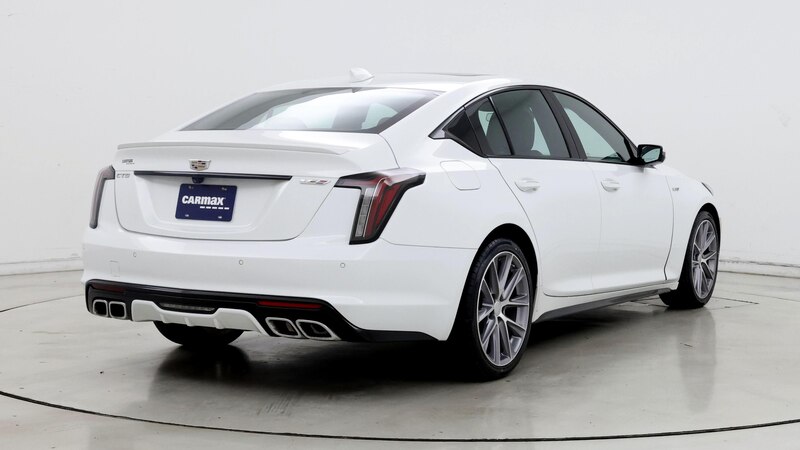 2021 Cadillac CT5 V 8