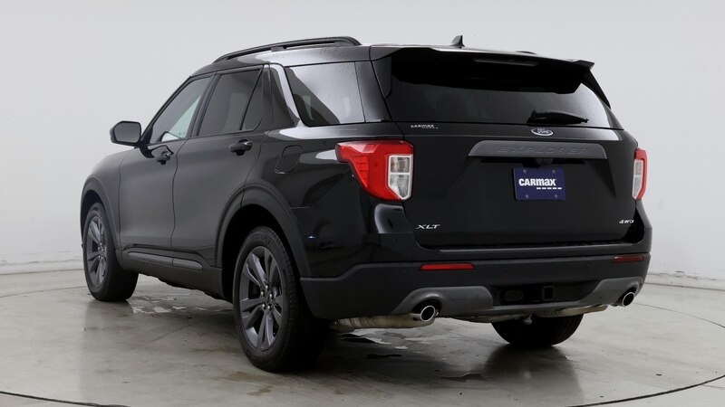 2023 Ford Explorer XLT 2