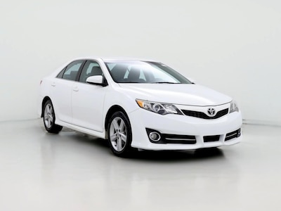 2014 Toyota Camry SE -
                Town Center, GA