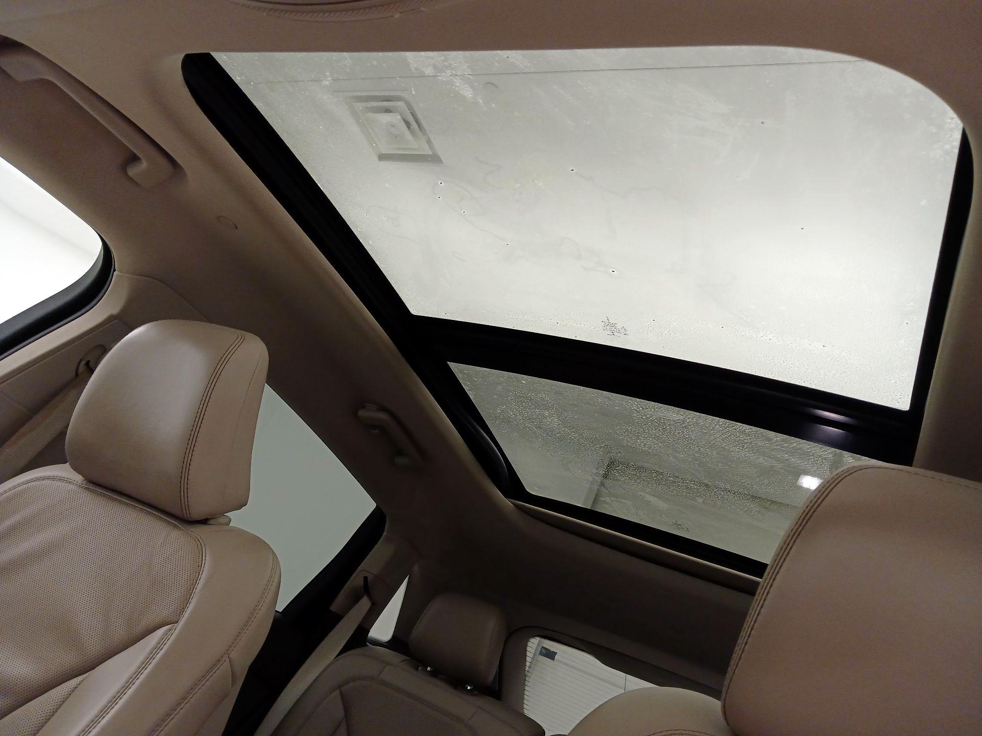 Thumbnail: 2021 Lincoln Nautilus - 20