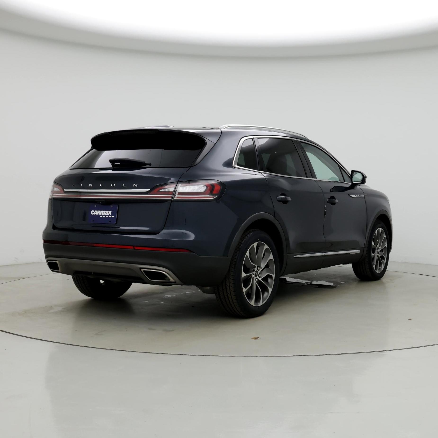 Thumbnail: 2021 Lincoln Nautilus - 8