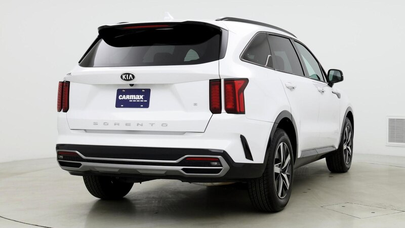 2021 Kia Sorento S 8