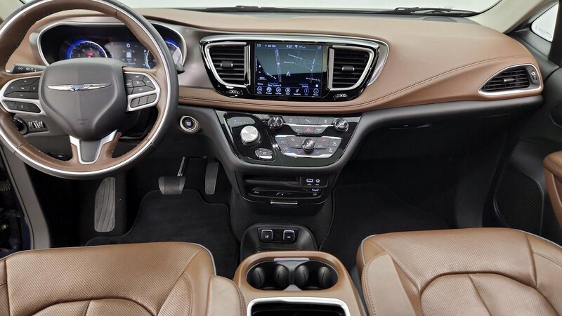 2018 Chrysler Pacifica Limited 9