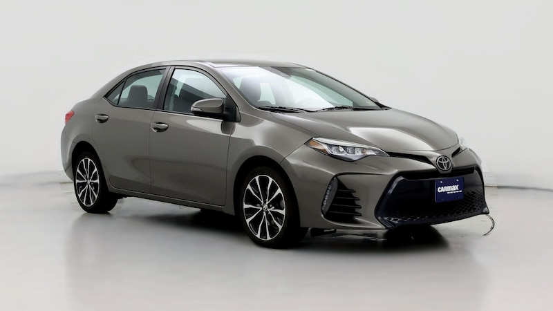 2017 Toyota Corolla SE Hero Image