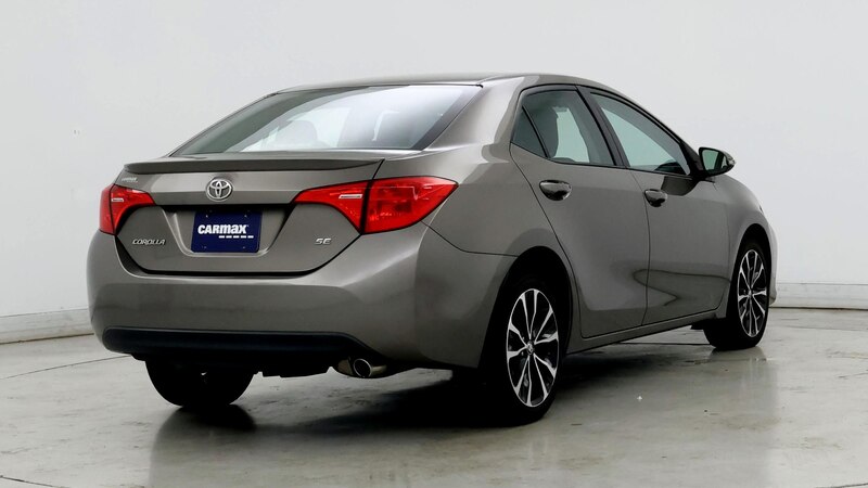 2017 Toyota Corolla SE 8