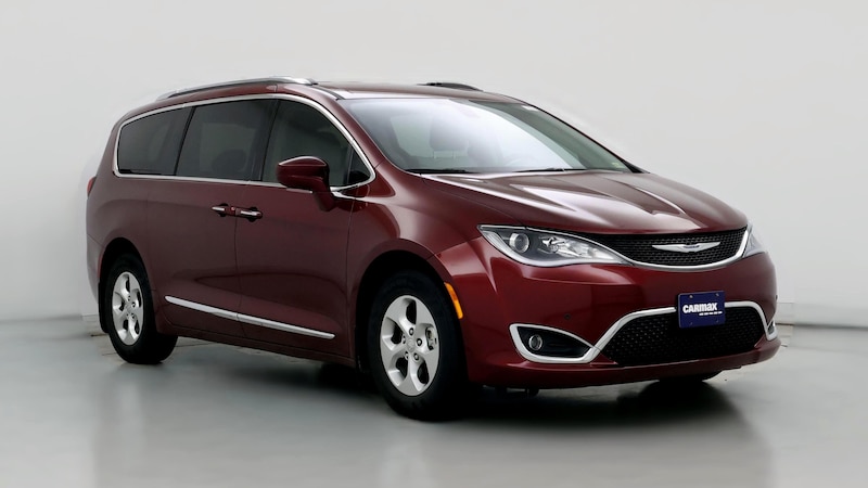 2017 Chrysler Pacifica  Hero Image