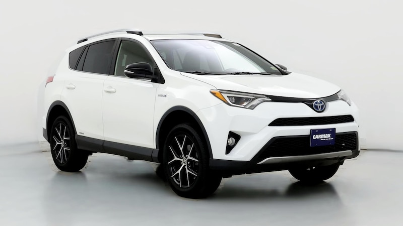 2018 Toyota RAV4 SE Hero Image